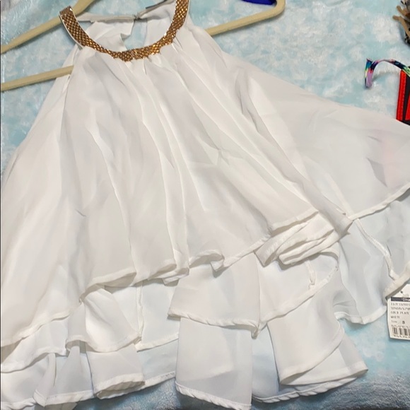 Beautiful top - Picture 4 of 4